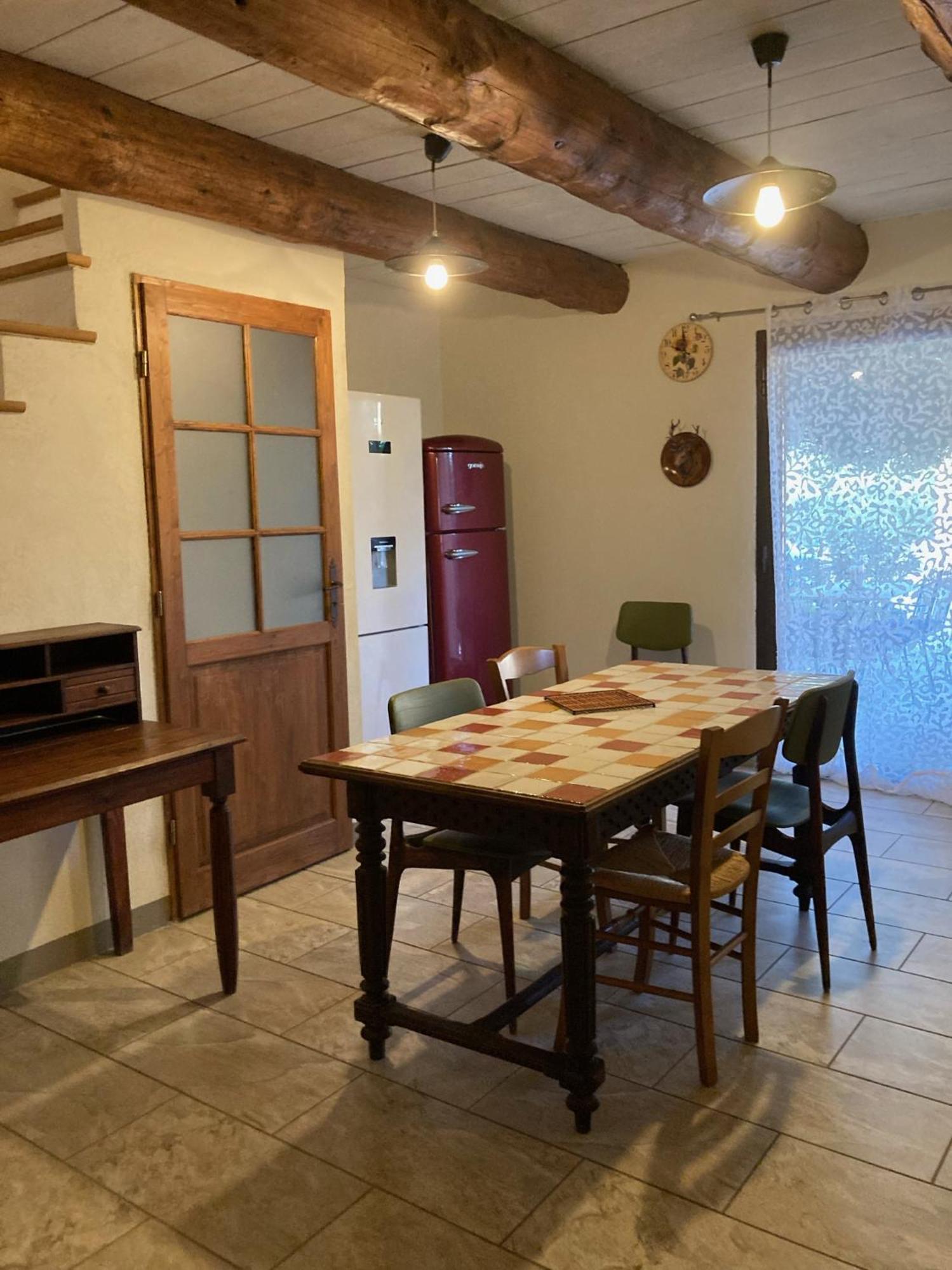 La Petite Garrigue Mérindol Exterior foto